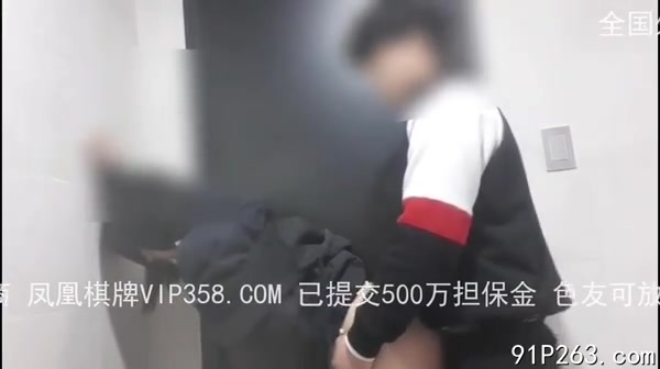 门事件流出！上海某高校教学楼（各类门事件及自拍资源，下面平台同步更新